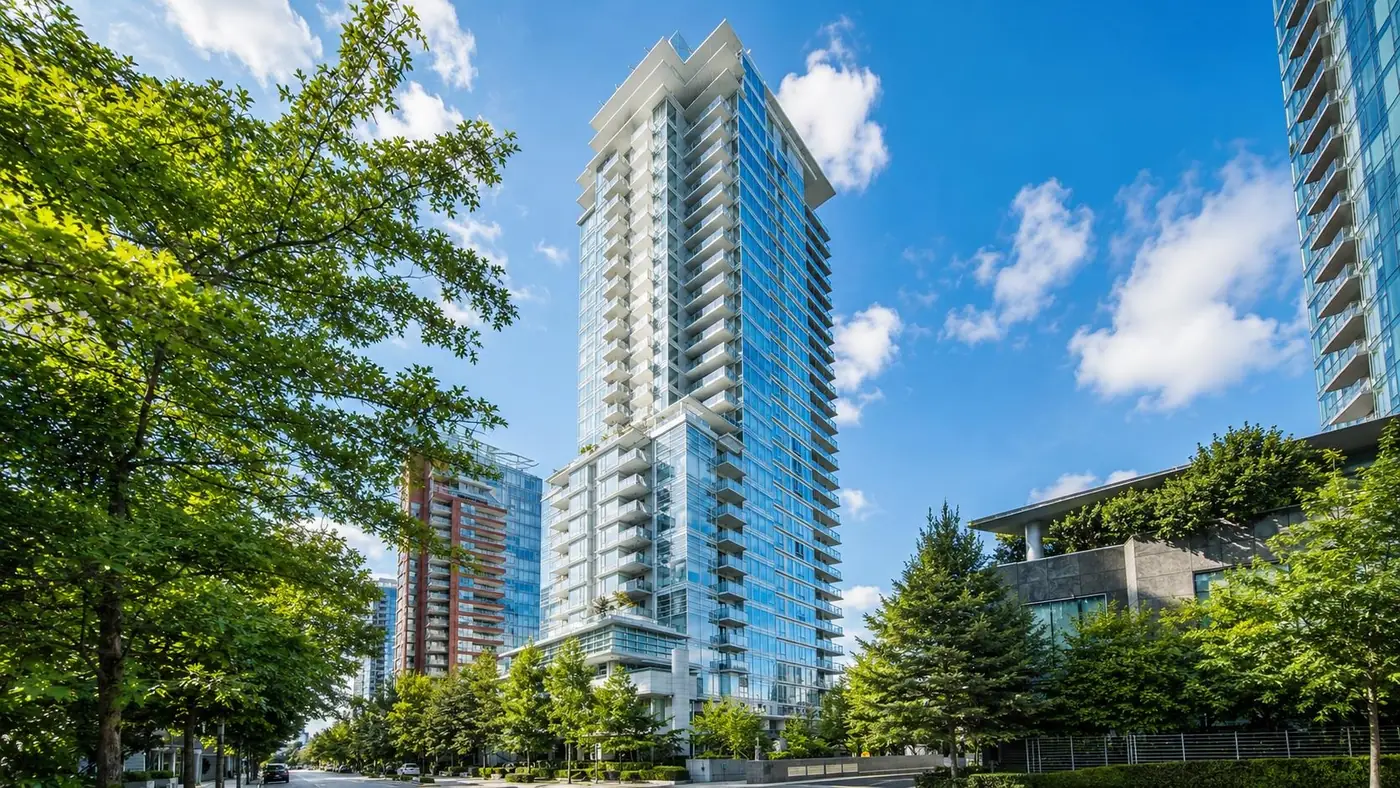 2-bedroom townhouse in Coal Harbour — photo 2