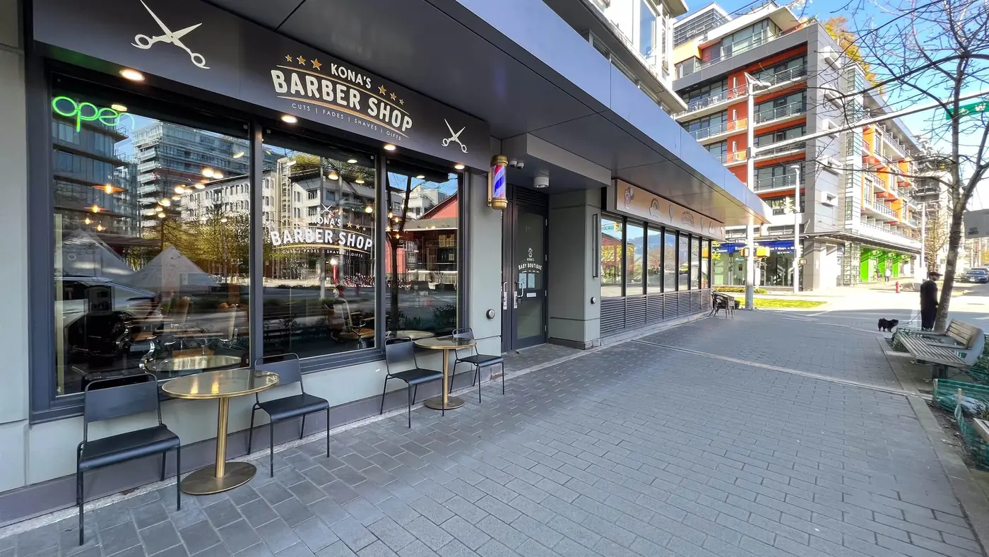 Retail unit in False Creek — photo 1