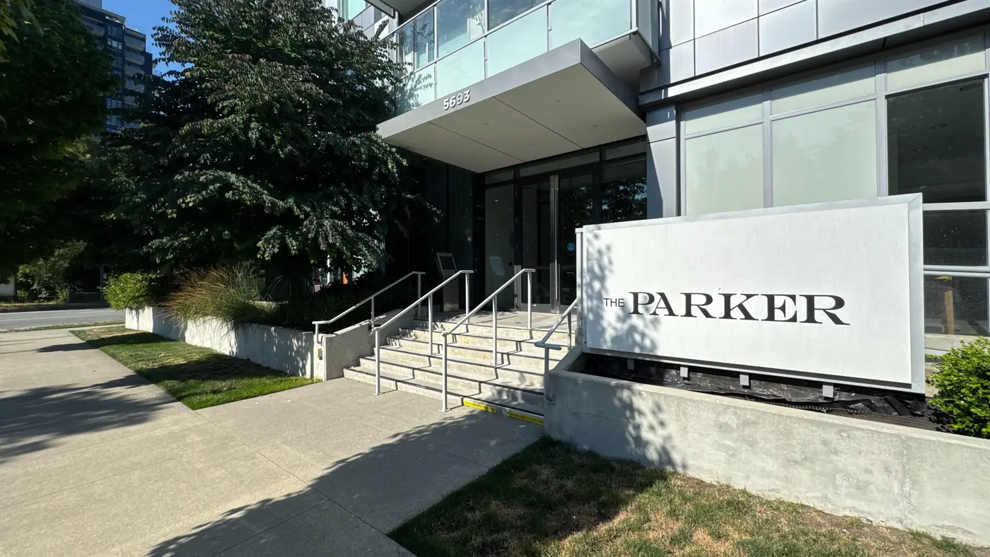 2-bedroom condo in Cambie — photo 2