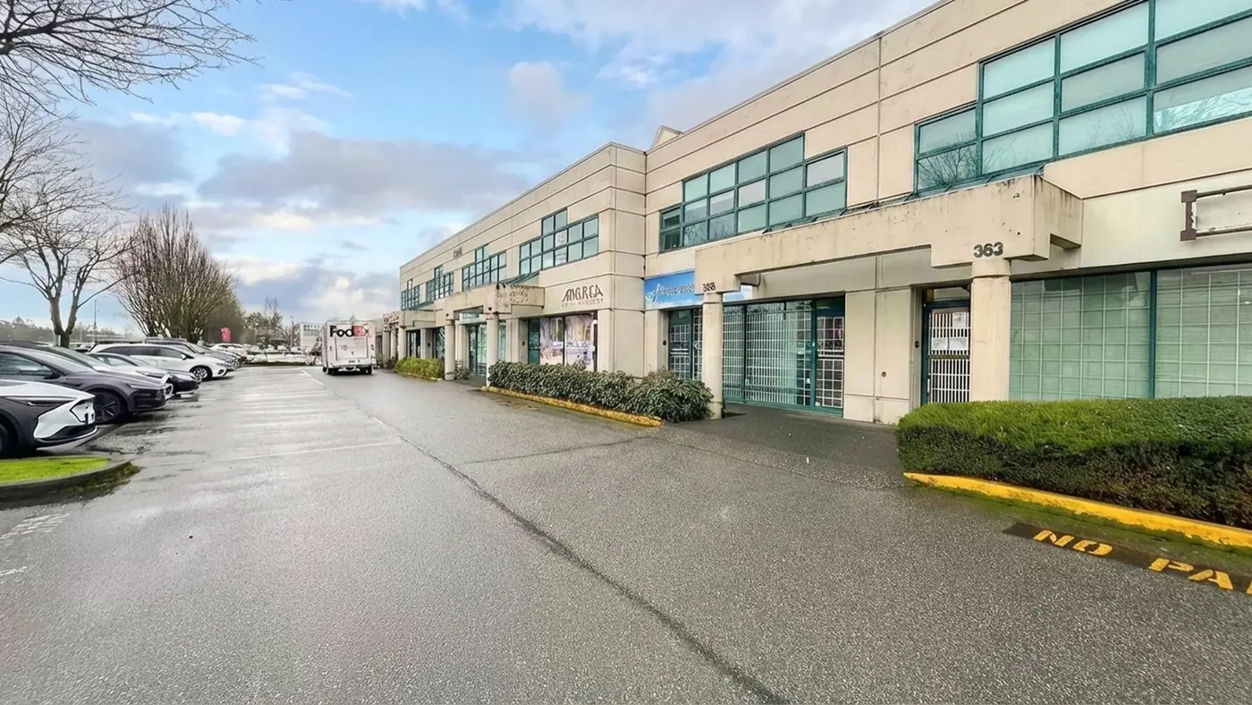 Industrial unit in East Cambie — photo 3